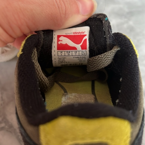 Toddler Puma Sneakers - Picture 4 of 4